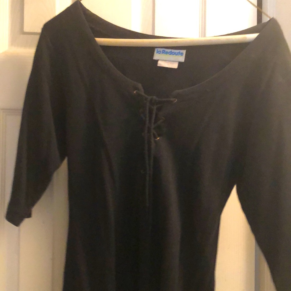 Lace-up 3/4 length sleeve top